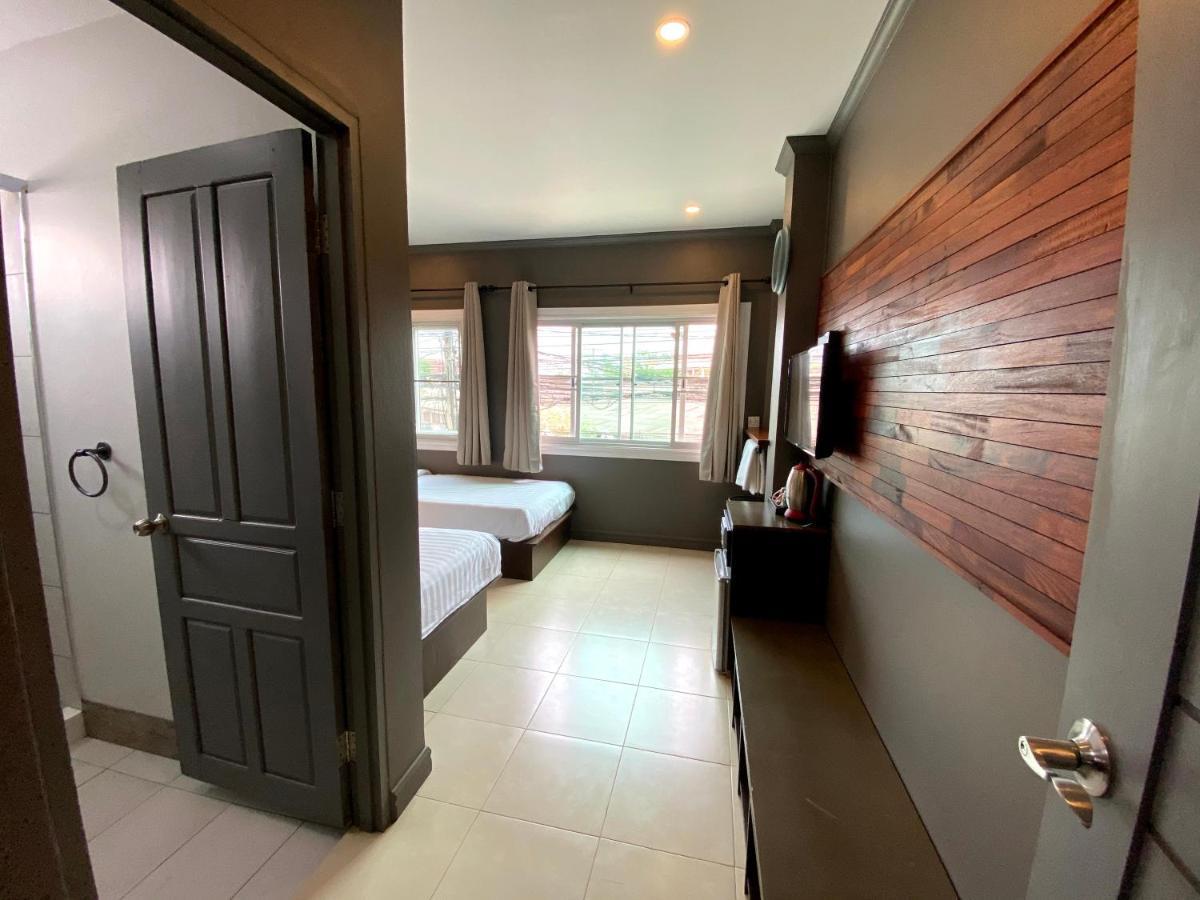 Patuxay Place Vientiane Exterior photo