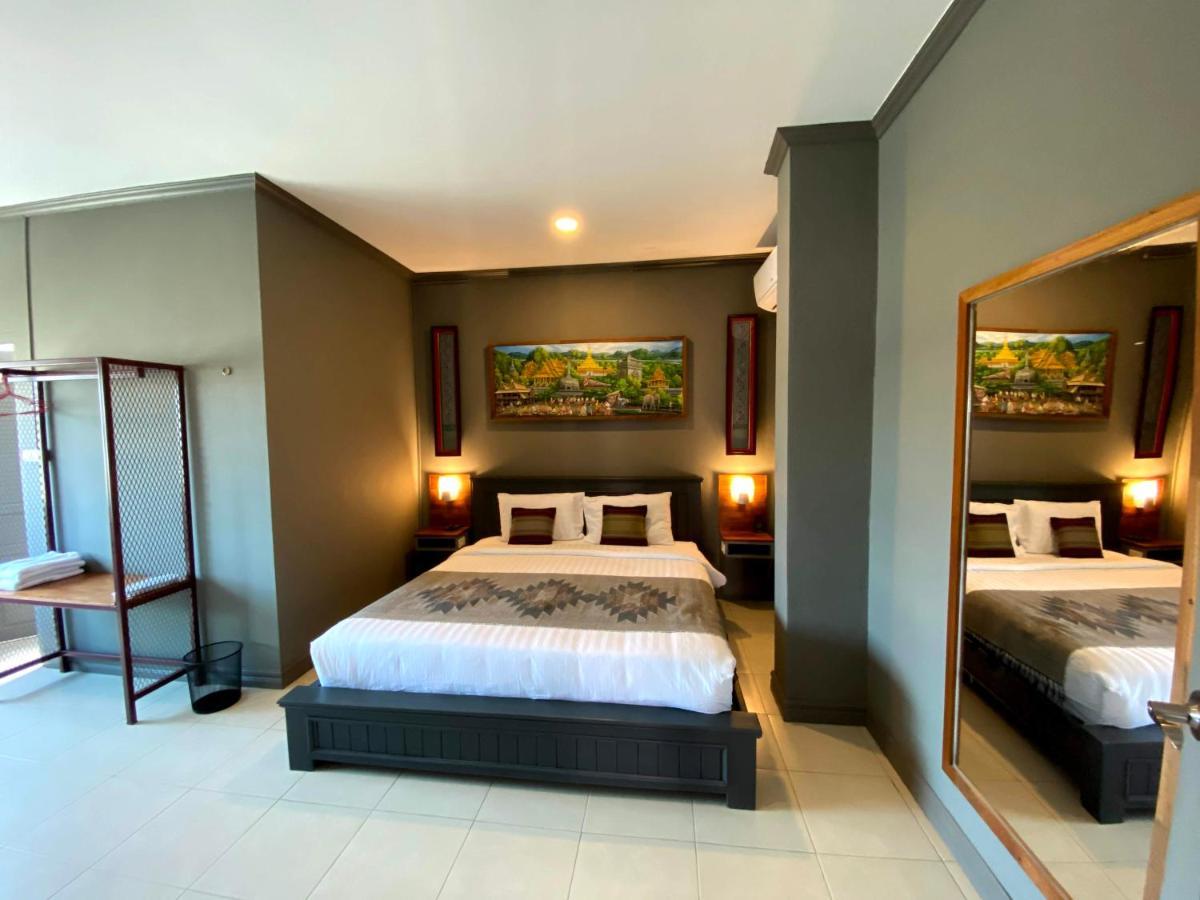 Patuxay Place Vientiane Exterior photo